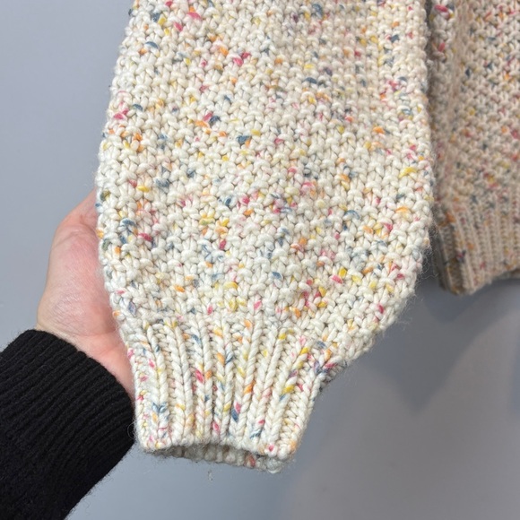 GAP Women's Cream Speckled Crew Neck Sweater - Picture 6 of 14